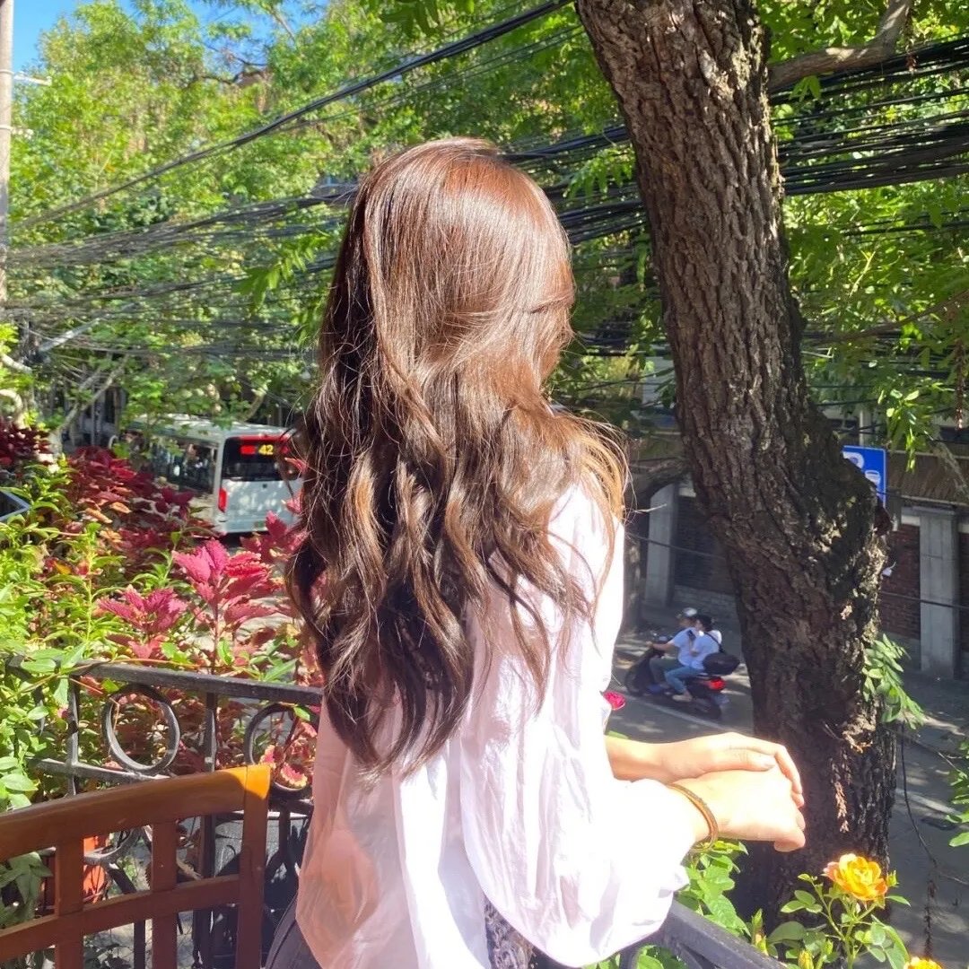 暴风女郎 封面